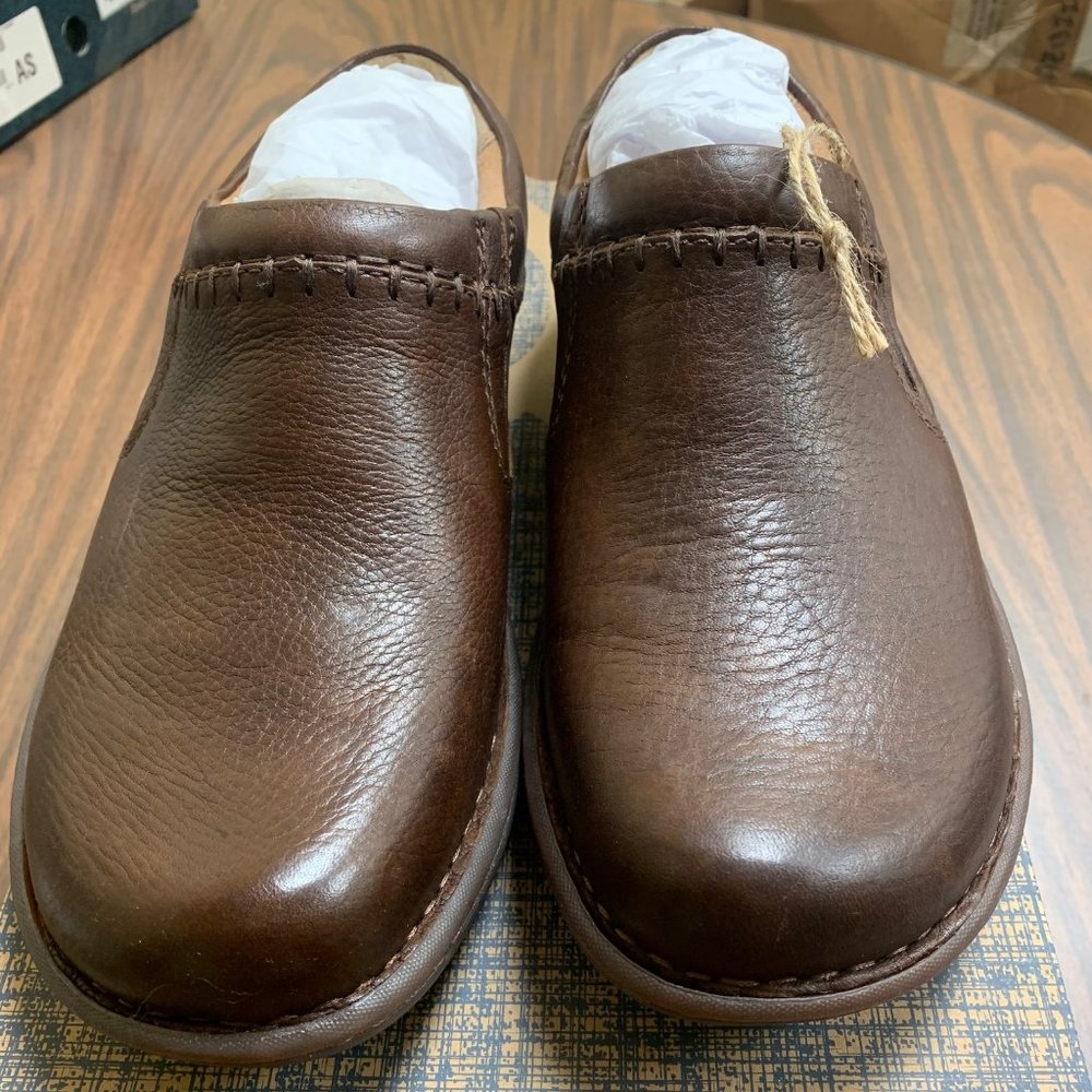 Born Nigel Clog